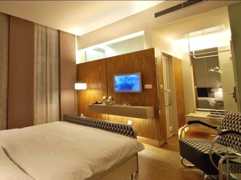 Three Crowns Hotel Praag Buitenkant foto